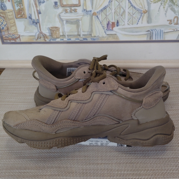 Women's Adidas "Ozweego" Sage Trace Cargo Casual/ Utility Sneakers. Size 7. - Picture 3 of 11